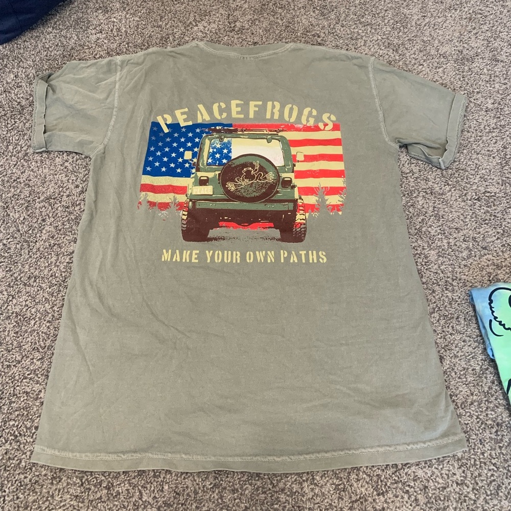 peace frogs USA jeep shirt